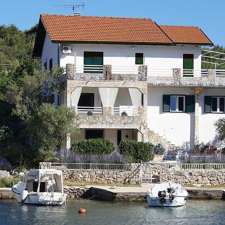 Apartments Pirka Pirovac Exterior photo